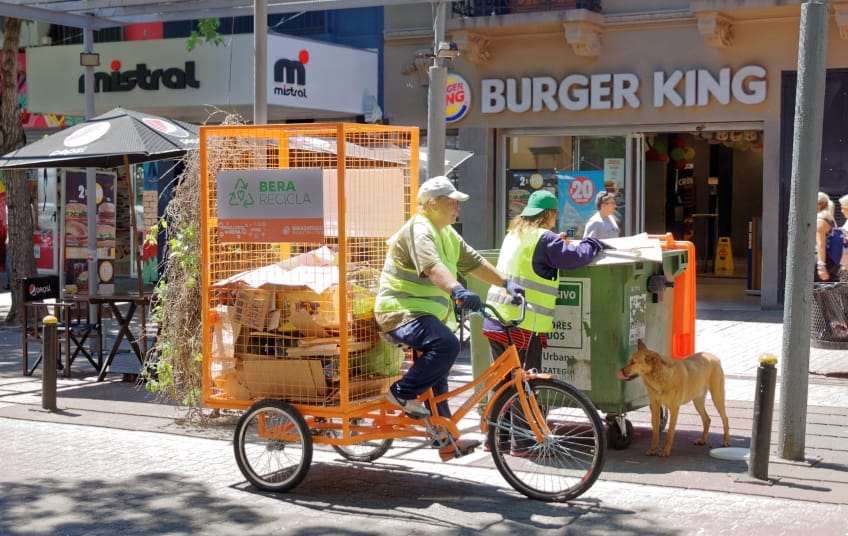 Berazategui implementa bicicletas para recicladores urbanos