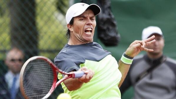 Roland Garros: Berlocq sorprendió a Hewitt y avanzó a segunda ronda