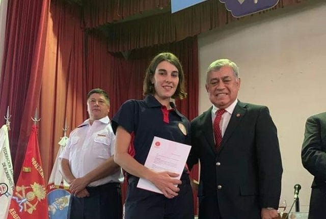 Una bombera de Puán fue nombrada ciudadana ilustre y reconocida por el Senado bonaerense