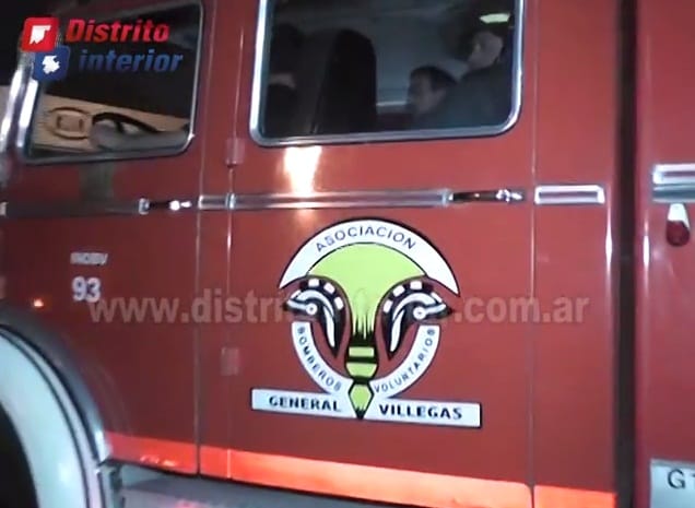 General Villegas: Bomberos, policías y periodistas acudieron a un incendio que resultó ser una broma