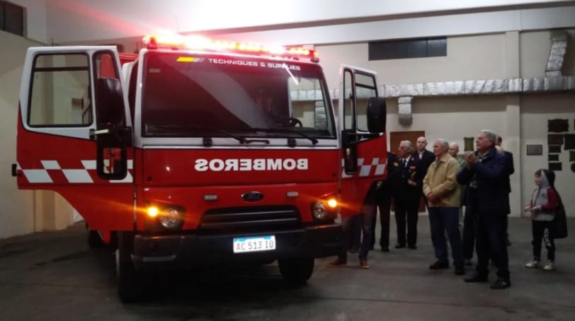 Coronel Suárez: Por primera vez los bomberos voluntarios incorporan mujeres