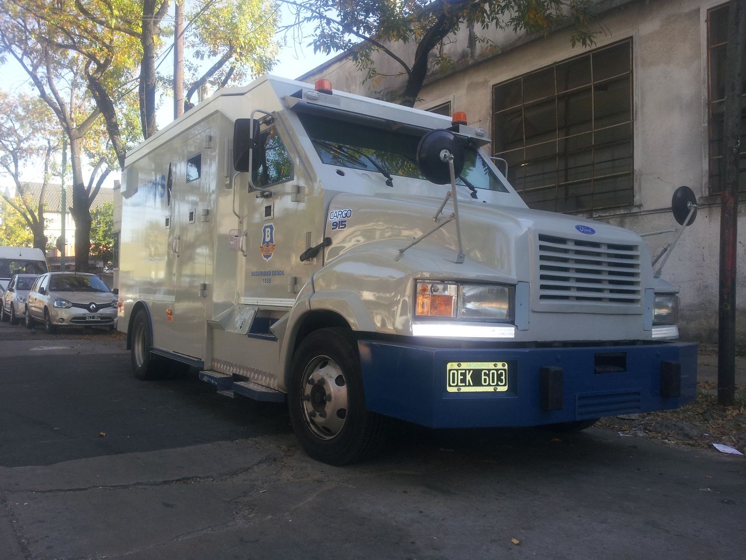 Asaltaron un camión blindado y se llevaron 3 millones de pesos en Avellaneda