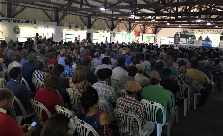 Pergamino: productores rurales volvieron a proponer un cese de comercialización en masiva asamblea