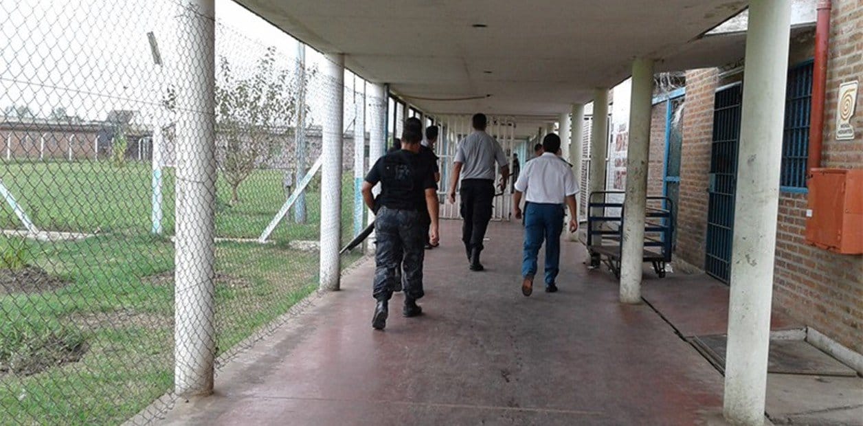 Escándalo: Detienen al subdirector de la cárcel de Campana acusado de violar a una oficial