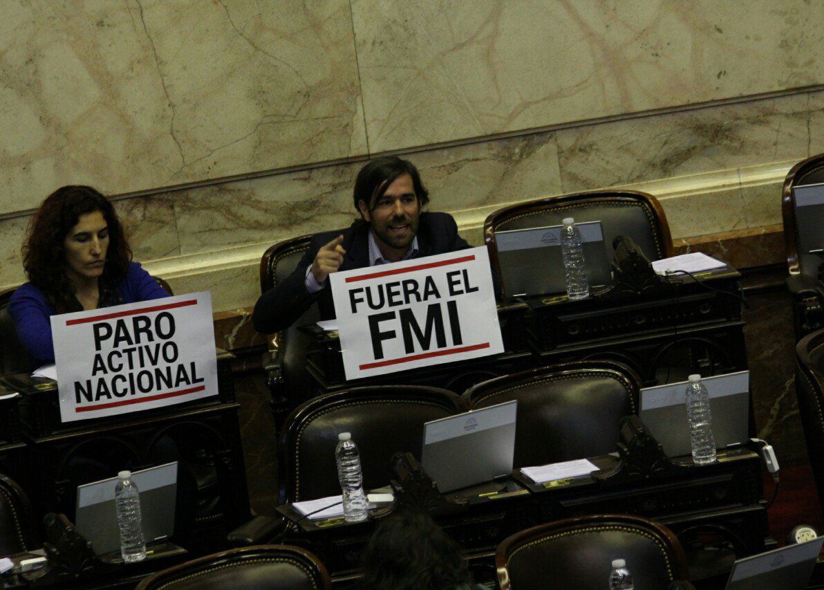 La Izquierda propuso rechazar el acuerdo con el FMI pero el PJ y el FR se abstuvieron
