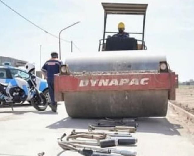Buscan prohibir los caños de escape modificados en vehículos que circulen por La Costa