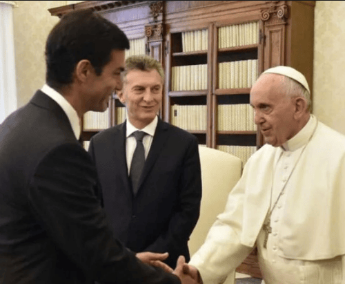 Para Urtubey, el Papa Francisco "no está para discutir la interna de su país"