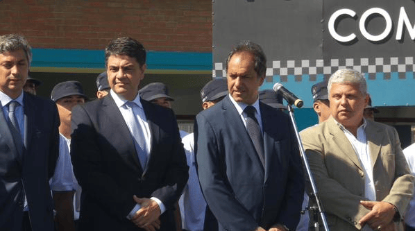 Scioli inauguró ciclos lectivos de la Policía Local de San Martín y Vicente López