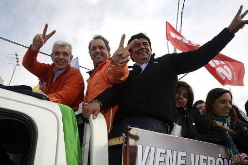 Scioli, Zannini, Domínguez y Espinoza continúan con las caravanas