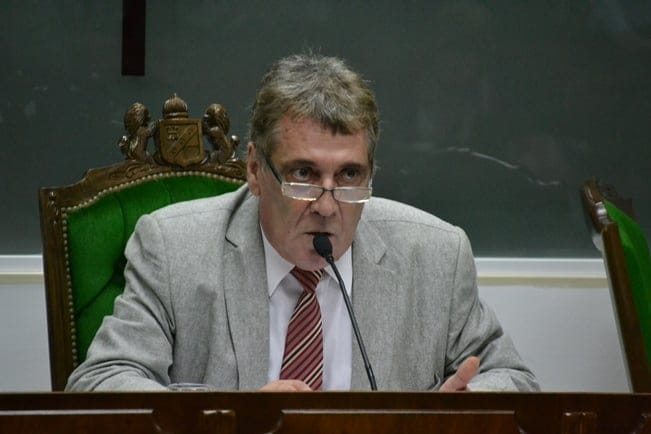 Vicente López: Murió el presidente del Concejo Deliberante, Carlos Sandá, y los concejales lo despidieron "sin grietas"  