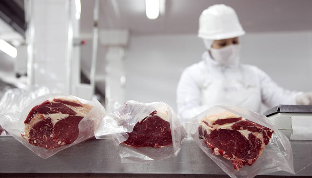 Desde CARBAP vincularon posible cierre de exportación de carne más a un "mensaje partidario" que a una medida aplicable