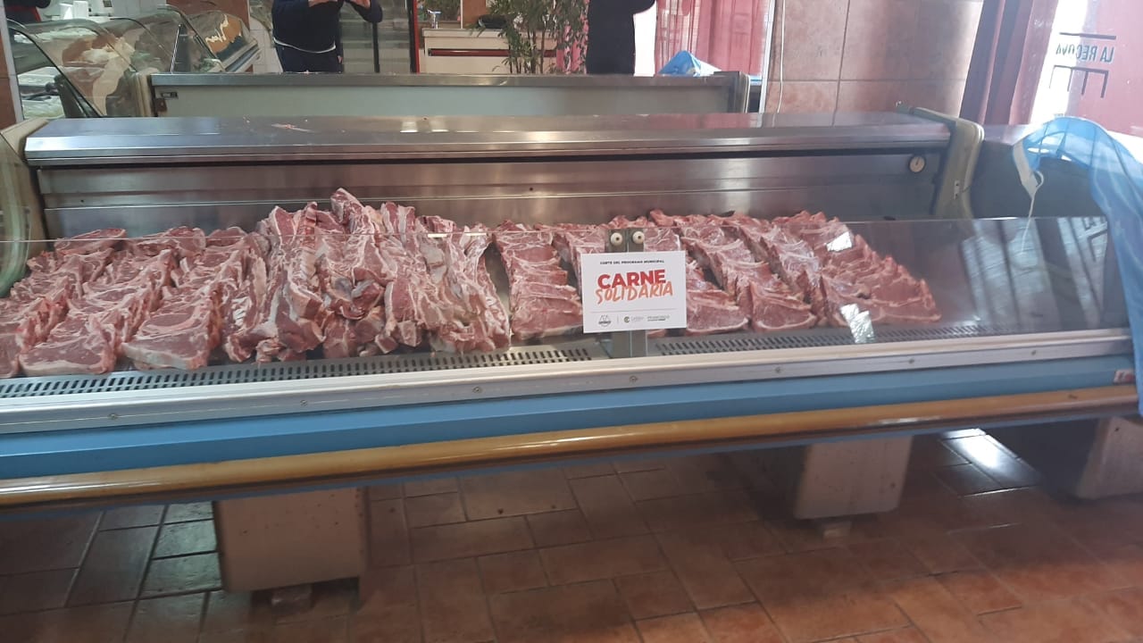 Castelli y “Carne solidaria”: “Estallaron de gente las carnicerías por segunda semana”, afirmó Echarren