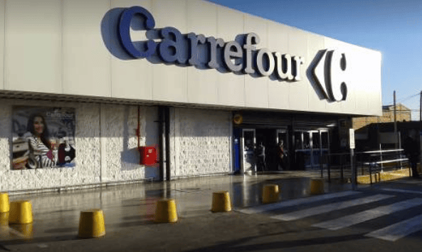 Cerraron hipermercado Carrefour de Moreno por un caso de coronavirus
