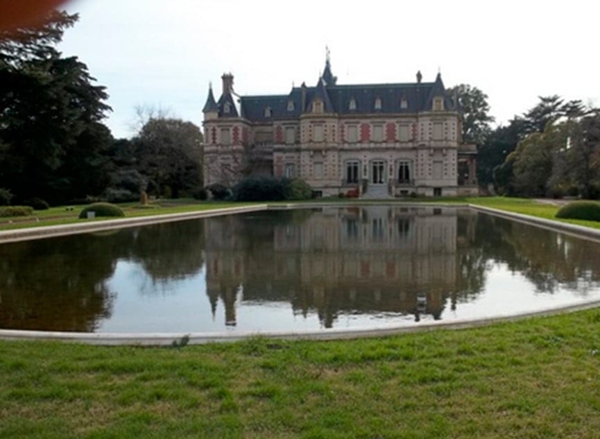 Así es Estancia Huetel: El majestuoso palacio francés escondido en el corazón de la Provincia