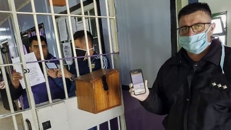 Concejal de Bahía Blanca pidió que el gobierno bonaerense derogue protocolo que autoriza uso de celulares en cárceles