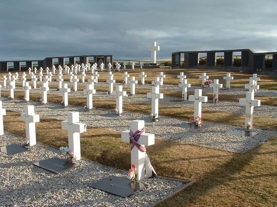 Un soldado oriundo de Lomas de Zamora es el 103° identificado en el Cementerio de Darwin