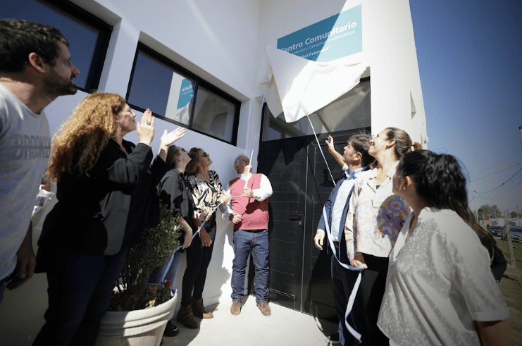 Kicillof en Carmen de Areco: Encabezó puesta en marcha de un Centro Comunitario de Salud Mental