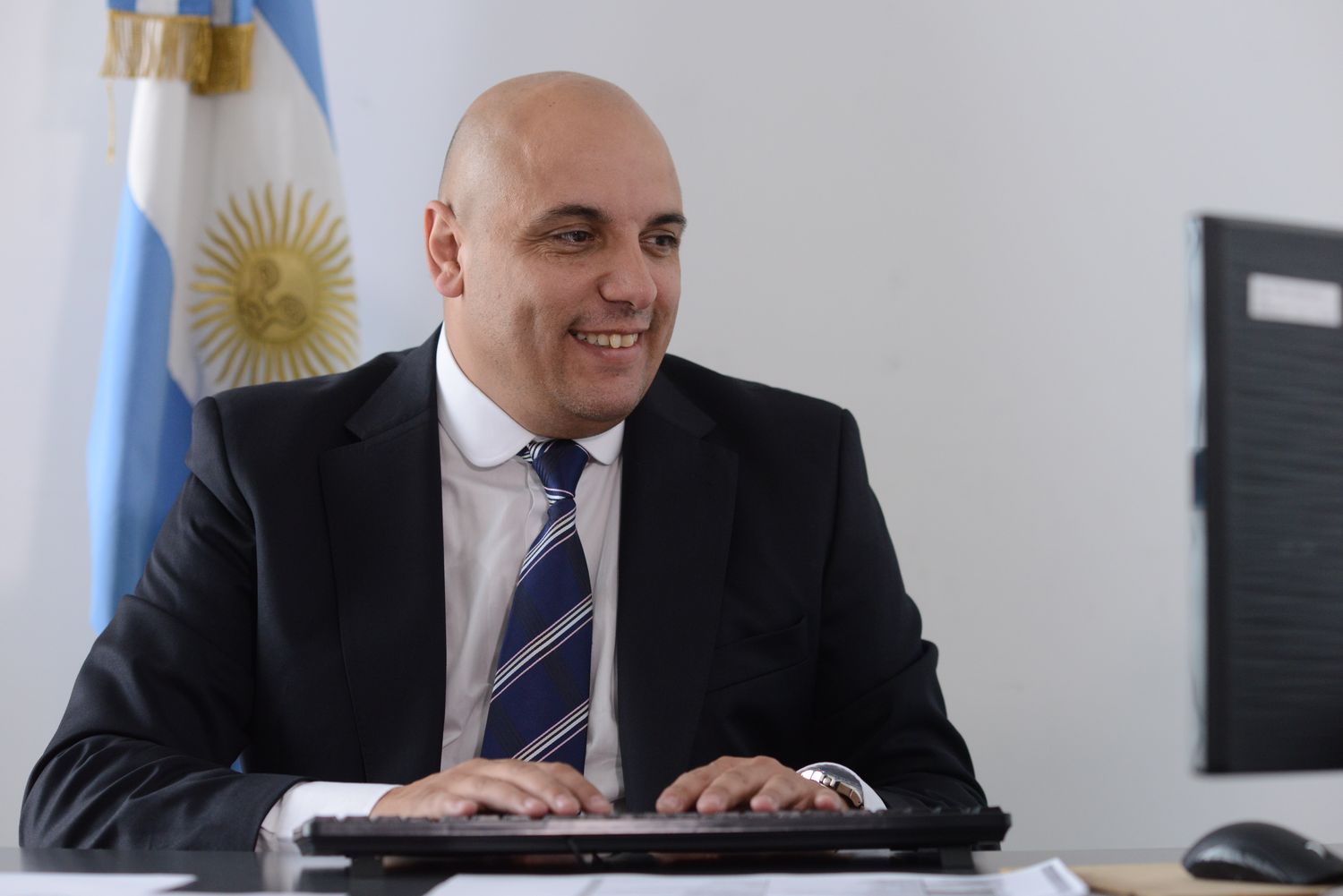 César Torres: Scioli "descargaba sus obligaciones en los intendentes"