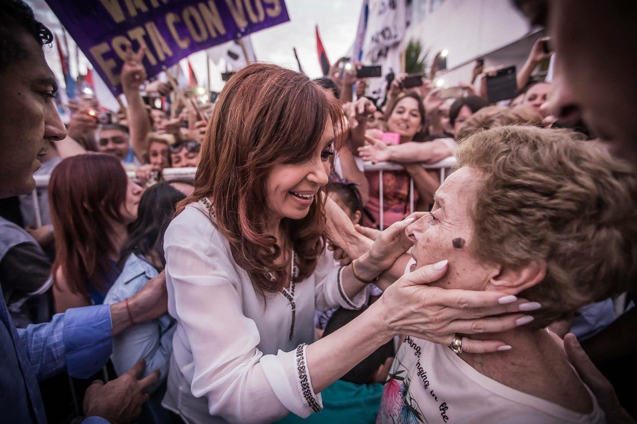 Cristina Kirchner propuso un bono compensatorio para jubilados y beneficiarios de asignaciones