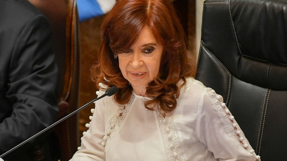 Cristina Kirchner tras los incidentes: “La policía de Rodríguez Larreta se suma a la agresión contra mi persona”