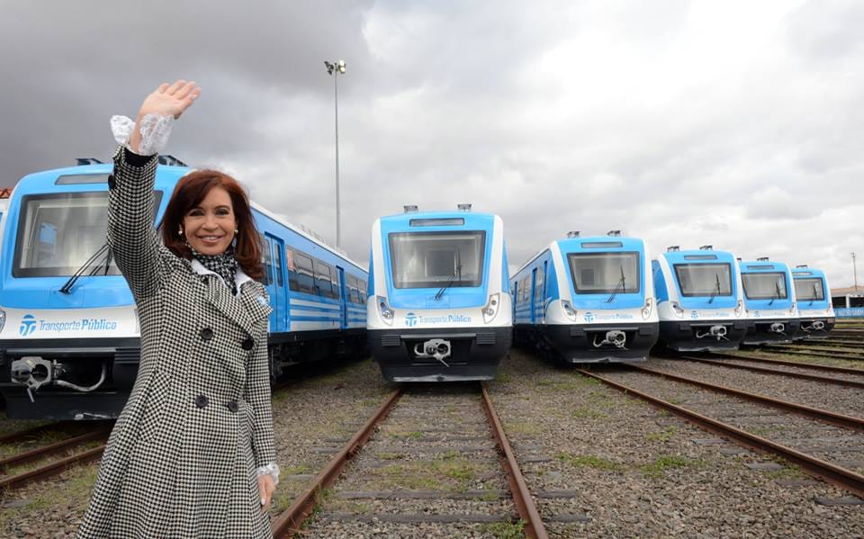 Cristina repudió por Twitter vandalismo en tren Sarmiento
