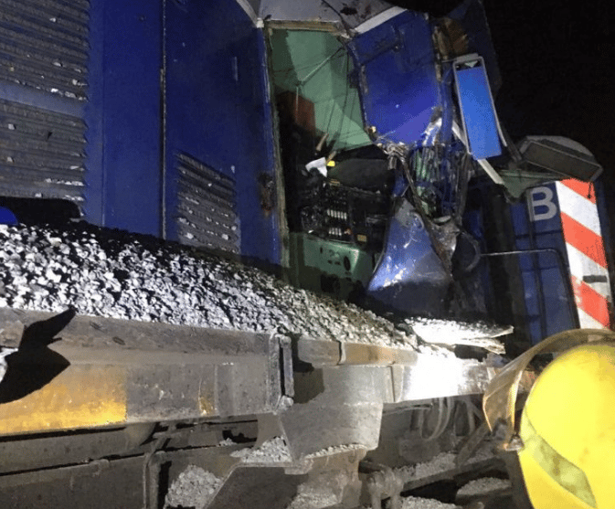 Dos muertos tras choque de tren de la Línea San Martín con un camión en Pilar