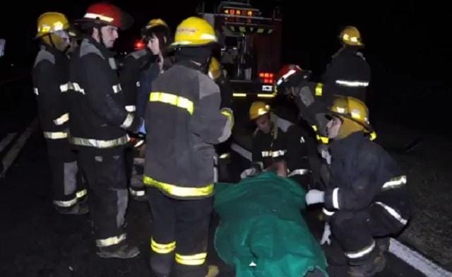 Accidente fatal en Ruta 7 altura Chacabuco: Un muerto y seis heridos 