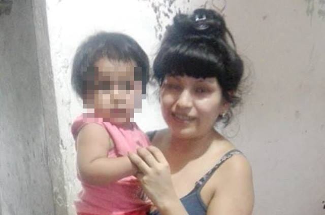 Lomas de Zamora: Prisión domiciliaria para una joven por defenderse cuando su pareja intentaba ahorcarla 