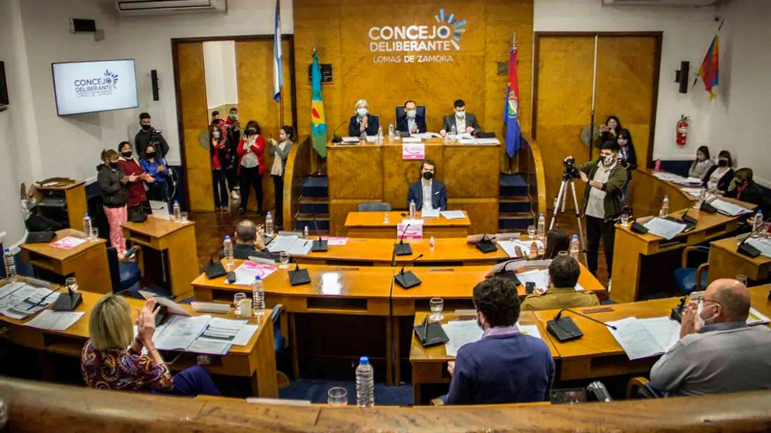 Lomas de Zamora: Juntos abandonó el Concejo Deliberante y desde el Frente de Todos los tildaron de "chiquilines"