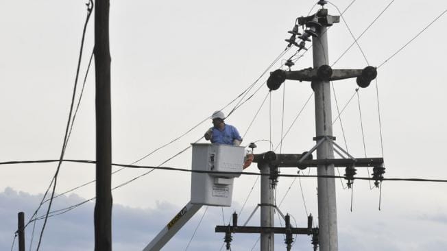 Quilmes: Más de 1500 usuarios sin energía eléctrica 