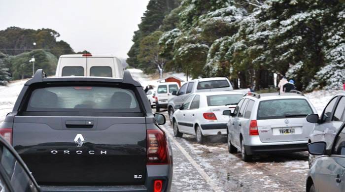 Por la nieve, volvieron a cortar la ruta 76 en el sur bonaerense