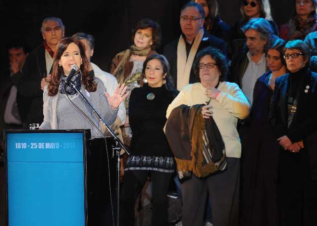 25 de Mayo: Cristina pidió amor entre argentinos por cadena nacional