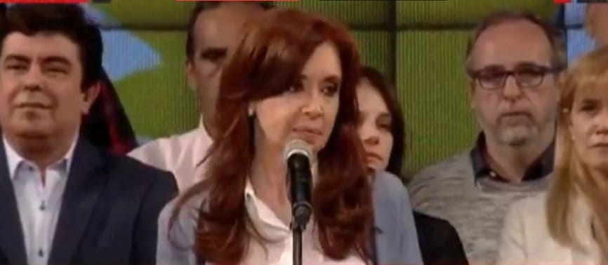 Cristina dijo que sumó "más votos que en las PASO" y que es la opositora "más firme"