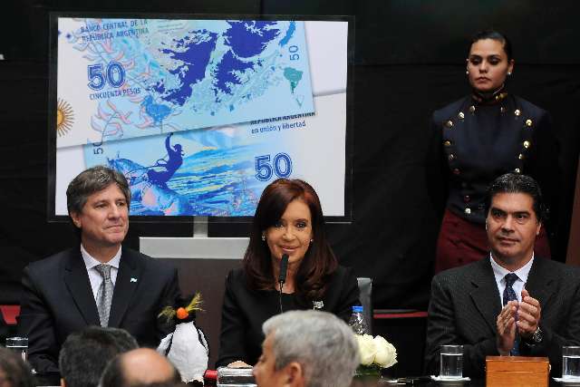 Cristina en cadena nacional por Malvinas: "Tengo confianza en la historia para recuperar las Islas"
