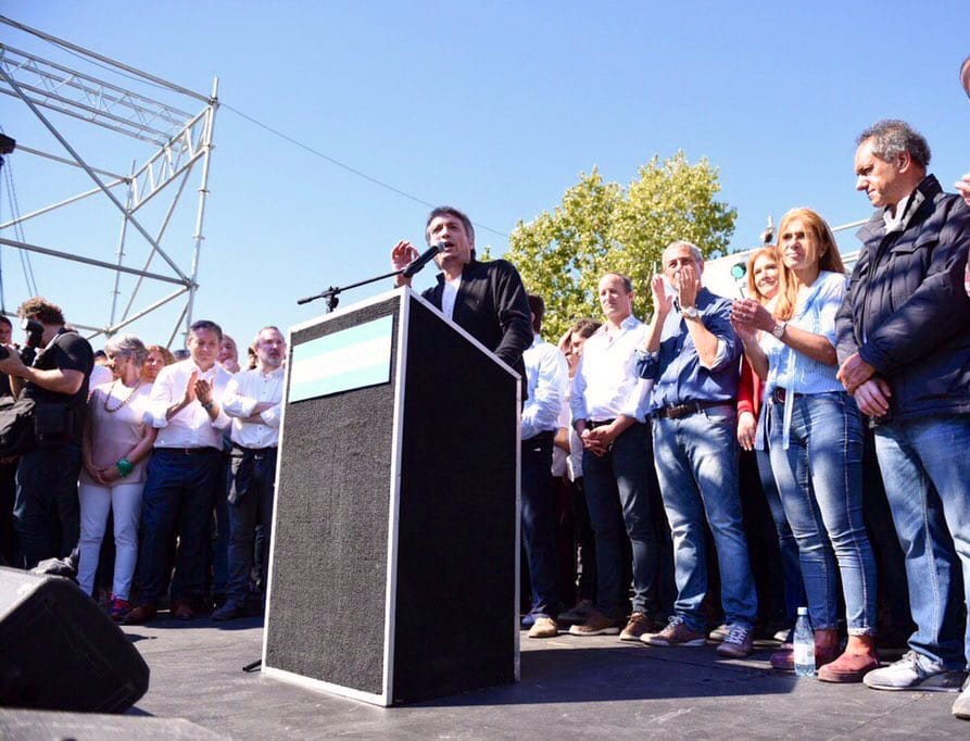 Máximo Kirchner en Avellaneda: "No hay apellidos milagrosos, tiene que haber un pueblo consciente"