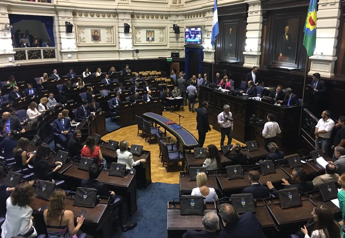 Asumieron los 46 diputados bonaerenses y eligieron a las autoridades de la cámara