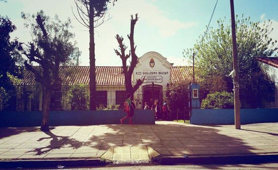 La Matanza: Una docente se electrocutó en una escuela de Villa Luzuriaga