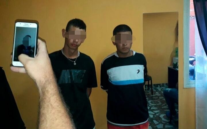 Quedaron detenidos los dos jóvenes demorados por el crimen del colectivero