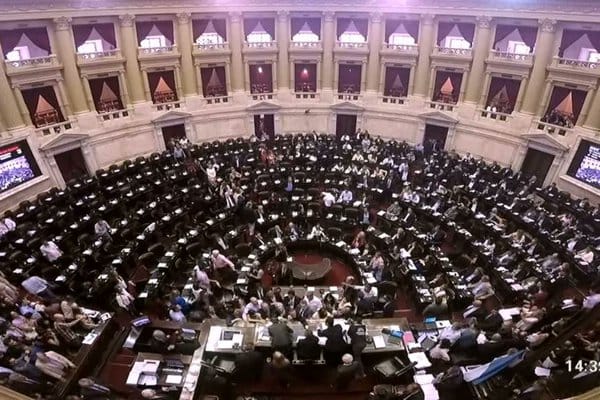 Reforma previsional: En medio de un escándalo, se levantó la sesión en la Cámara de Diputados