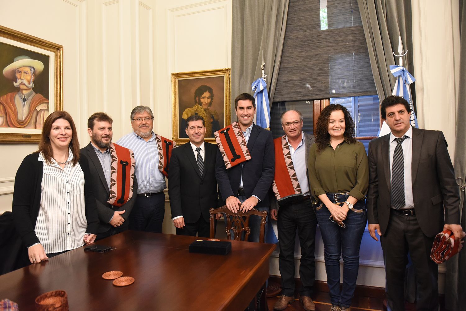 Una delegación de diputados bonaerenses se reunión con el gobernador riojano Sergio Casas