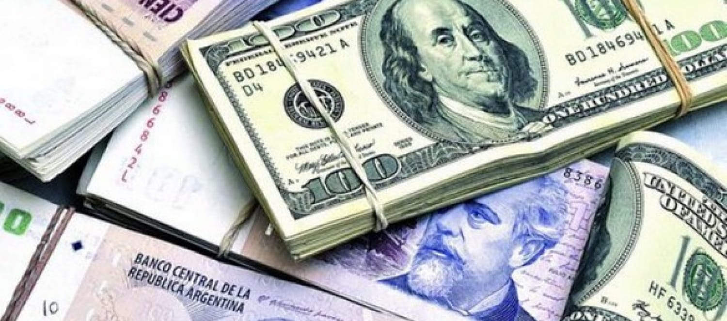 Cotización del dólar: Subió el oficial y el blue a 15,10 pesos