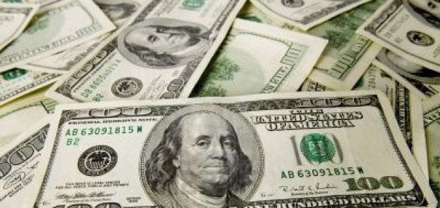 Dólar oficial sigue estable a $8,01 y blue sube a $10,40