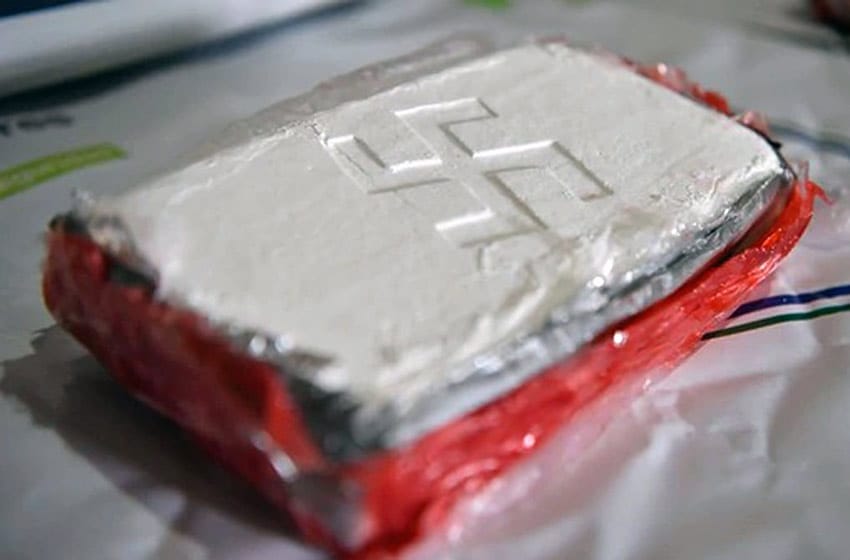 Esvásticas Blancas: Incautan "cocaína nazi" en Florencio Varela, Quilmes y Presidente Perón