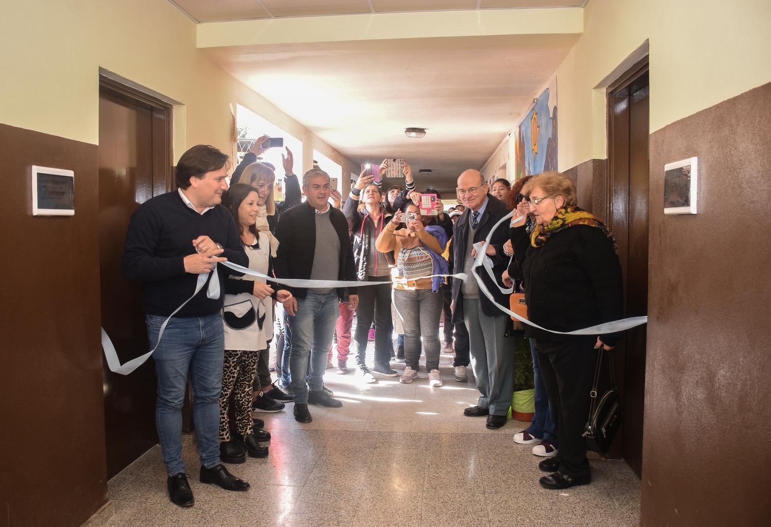 General Rodríguez: El Intendente Kubar inauguró dos nuevas aulas para la Escuela N°5