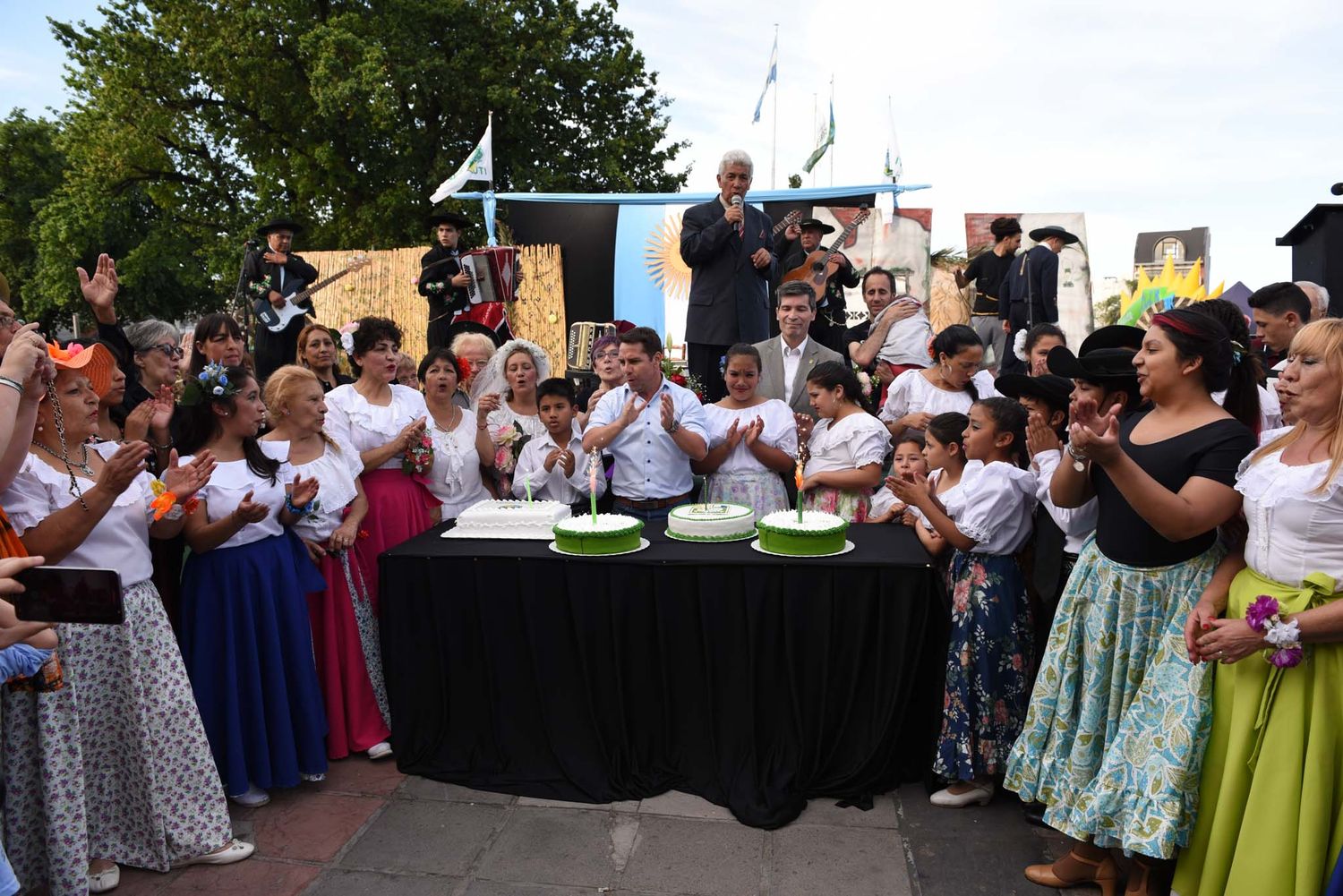 Vecinos compartieron los festejos por los 145 años de Ituzaingó