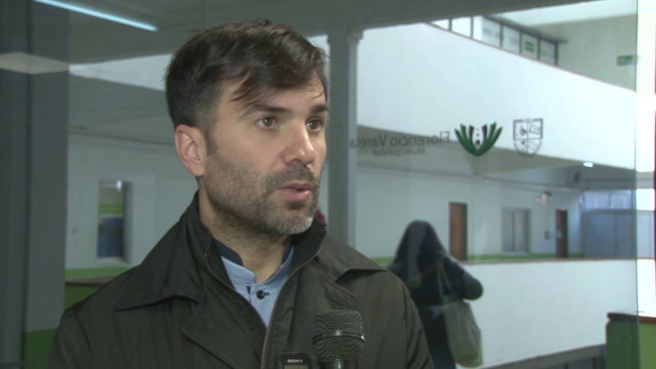 Intendente de Castelli lanzó una constructora municipal y pide que Vidal lo imite en la Provincia
