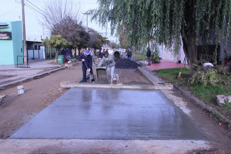 Lobería: Avances en el proyecto municipal de pavimentación 