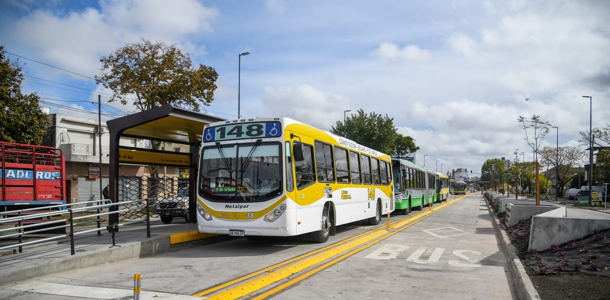 Quilmes: Macri inaugura el Metrobus Calchaquí