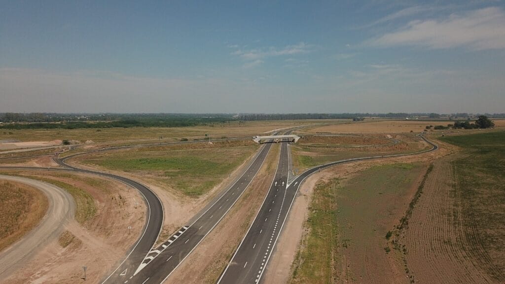 Nuevas obras complementarias a la Autopista de Ruta Nacional 8 en San Antonio de Areco