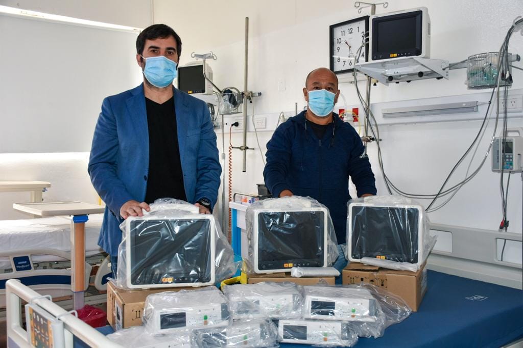 Echarren aprovecha la buena onda con Kicillof: Ahora consiguió más equipamiento para el Hospital de Castelli
